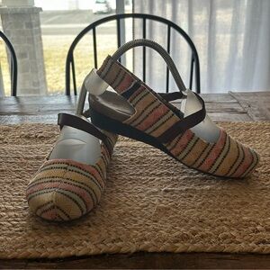 OTBT Women Springfield Mary Jane Clog Size 9 Platfrom Striped Multicolor…